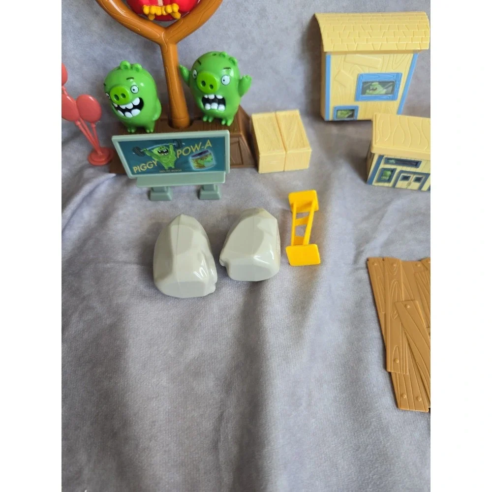 Spin Master Angry Birds Pig City Strike Slingshot Action Game Replacement Parts